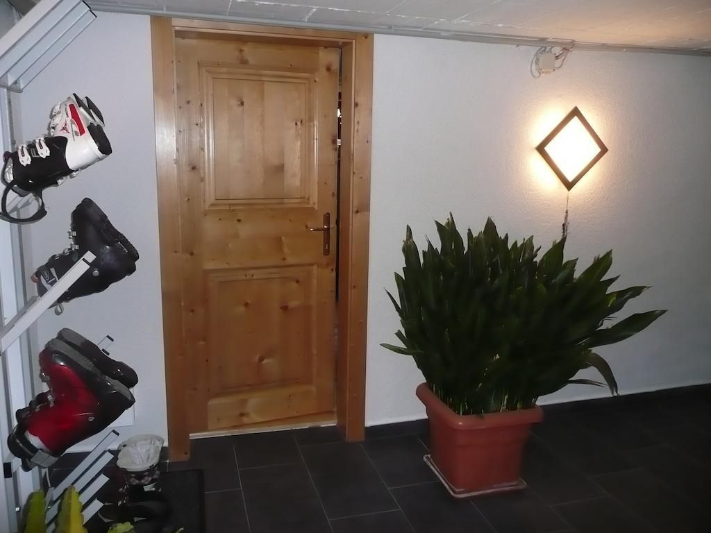 Haus Rosi Villa Uttendorf Rum bild