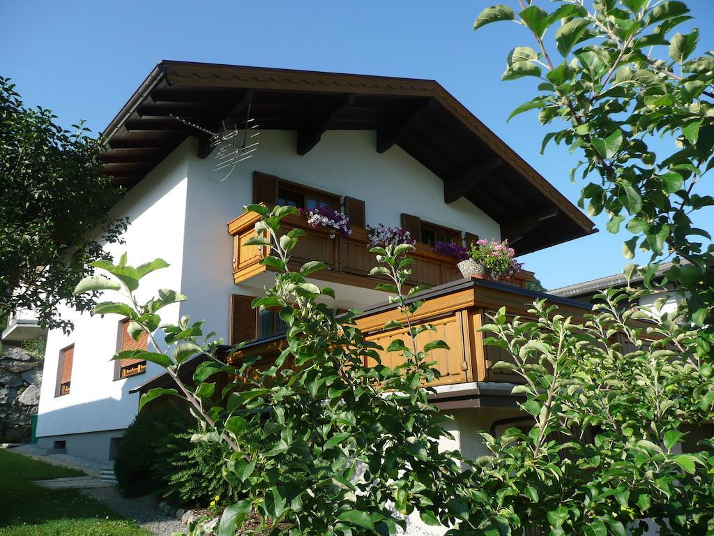 Haus Rosi Villa Uttendorf Rum bild