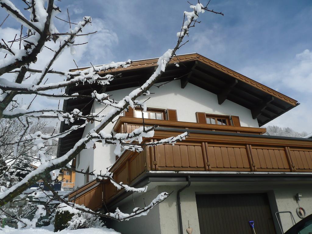 Haus Rosi Villa Uttendorf Rum bild