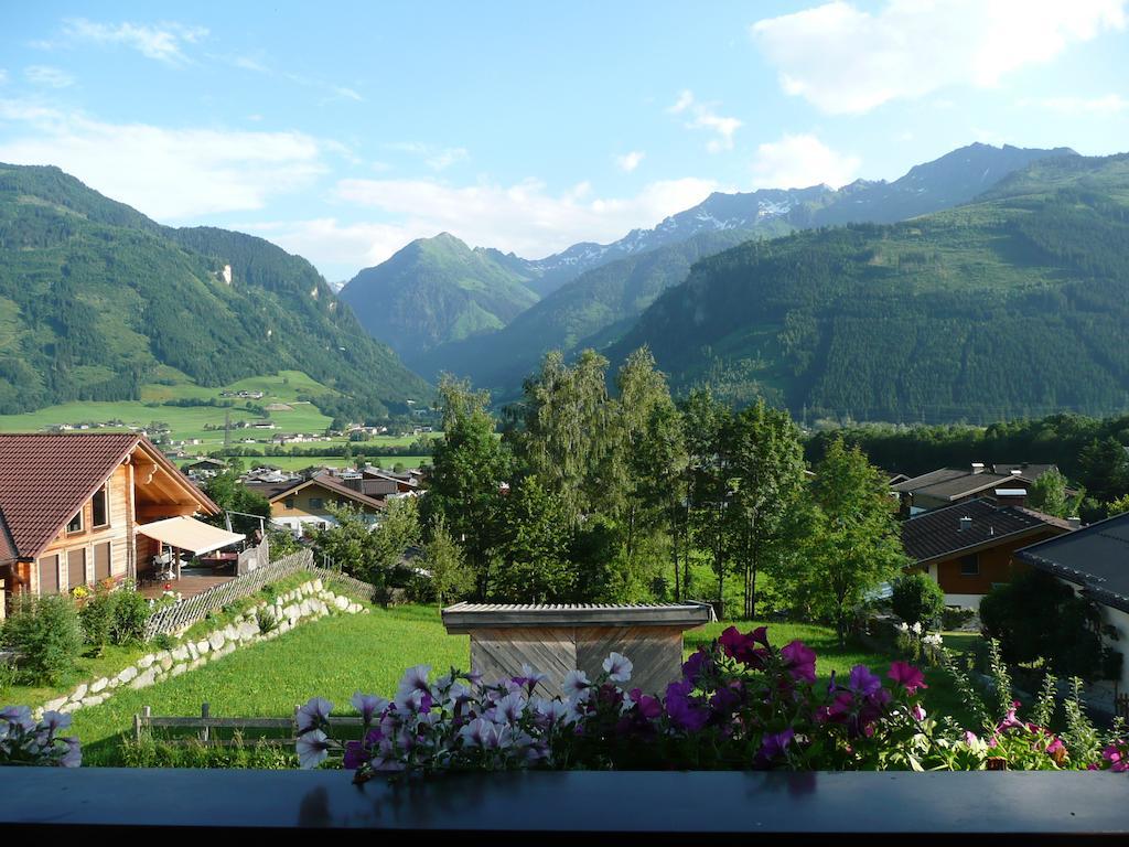 Haus Rosi Villa Uttendorf Rum bild